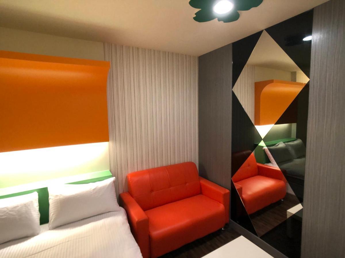 逢甲柏斯青年旅棧 Apartment Taichung Exterior foto
