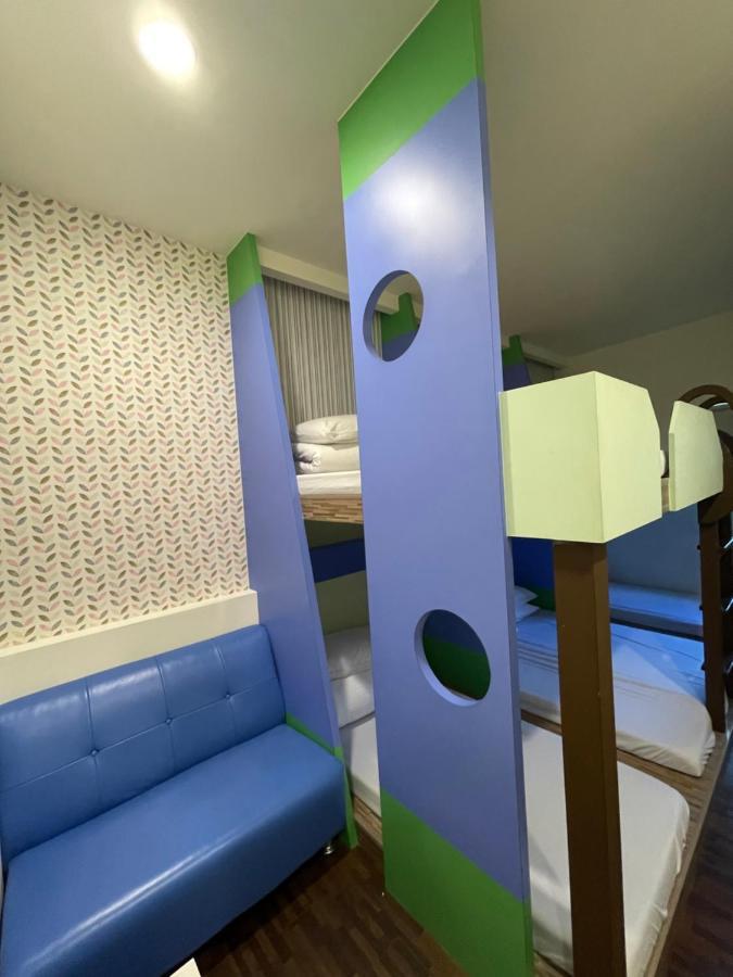 逢甲柏斯青年旅棧 Apartment Taichung Exterior foto